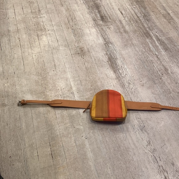 FANNY pack small compact for cell phone and keys perfect for on the Go 38in BELT - Picture 2 of 8